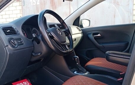 Volkswagen Polo VI (EU Market), 2016 год, 1 000 000 рублей, 12 фотография