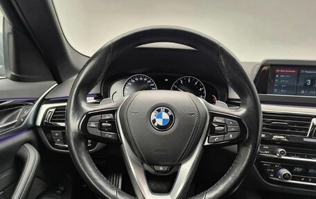 BMW 5 серия, 2018 год, 3 250 000 рублей, 11 фотография