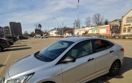 Hyundai Solaris II рестайлинг, 2011 год, 499 000 рублей, 6 фотография