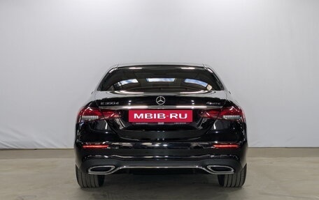 Mercedes-Benz E-Класс, 2022 год, 6 300 000 рублей, 6 фотография