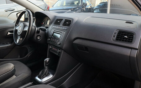 Volkswagen Polo VI (EU Market), 2015 год, 1 100 000 рублей, 7 фотография