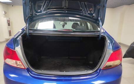 Hyundai Solaris II рестайлинг, 2011 год, 890 000 рублей, 12 фотография