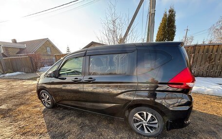 Honda Freed II, 2016 год, 1 099 000 рублей, 3 фотография