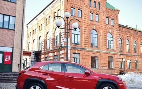 Lexus UX I, 2021 год, 3 100 000 рублей, 5 фотография