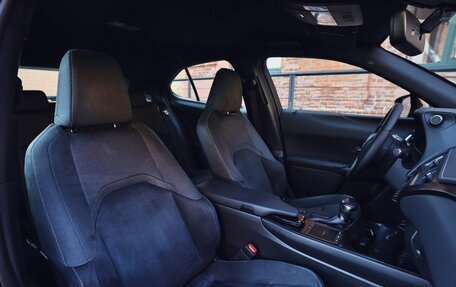 Lexus UX I, 2021 год, 3 100 000 рублей, 35 фотография