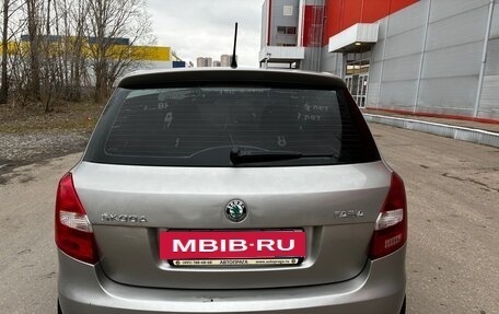 Skoda Fabia II, 2012 год, 550 000 рублей, 3 фотография