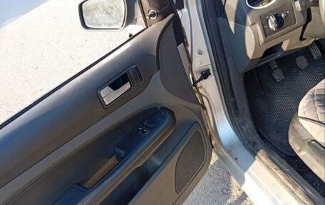 Ford Focus II рестайлинг, 2005 год, 250 000 рублей, 7 фотография