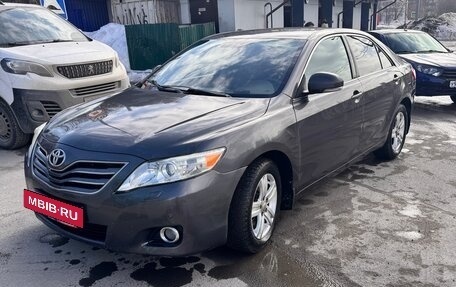 Toyota Camry, 2010 год, 1 300 000 рублей, 2 фотография