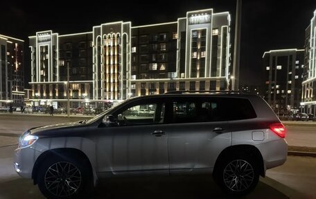 Toyota Highlander III, 2008 год, 1 950 000 рублей, 5 фотография