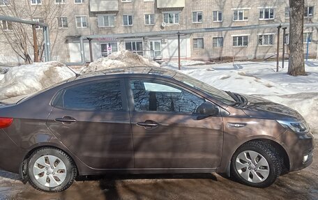 KIA Rio III рестайлинг, 2015 год, 950 000 рублей, 4 фотография