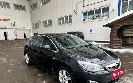 Opel Astra J, 2011 год, 600 000 рублей, 2 фотография