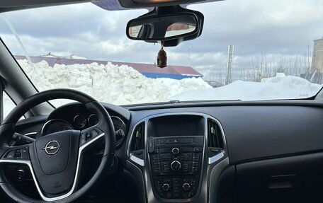 Opel Astra J, 2011 год, 600 000 рублей, 8 фотография