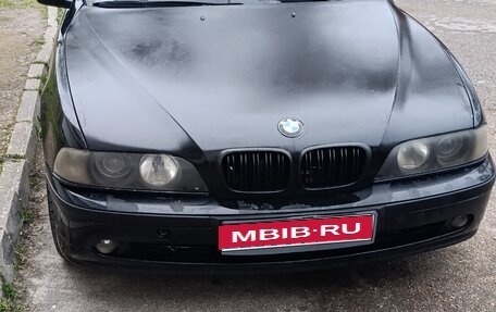 BMW 5 серия, 2000 год, 560 000 рублей, 1 фотография