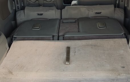 Nissan Lafesta I, 2004 год, 650 000 рублей, 20 фотография