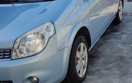 Nissan Lafesta I, 2004 год, 650 000 рублей, 18 фотография