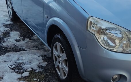 Nissan Lafesta I, 2004 год, 650 000 рублей, 15 фотография