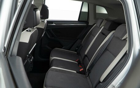 Volkswagen Tiguan II, 2019 год, 1 978 888 рублей, 9 фотография