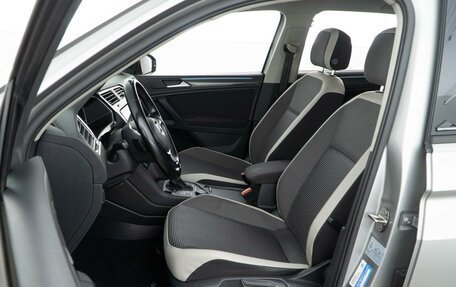 Volkswagen Tiguan II, 2019 год, 1 978 888 рублей, 10 фотография