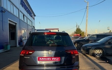 Volkswagen Tiguan II, 2017 год, 2 350 000 рублей, 4 фотография