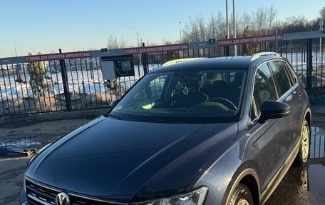 Volkswagen Tiguan II, 2017 год, 2 350 000 рублей, 16 фотография