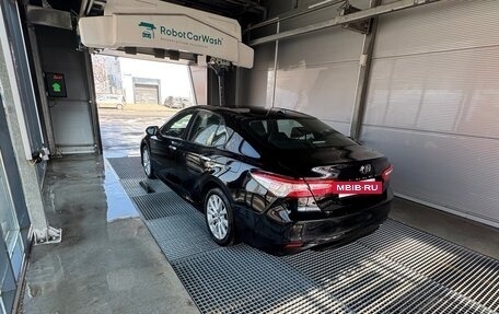 Toyota Camry, 2019 год, 2 595 000 рублей, 6 фотография