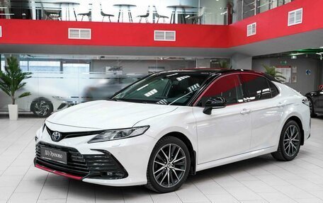 Toyota Camry, 2021 год, 2 850 000 рублей, 5 фотография