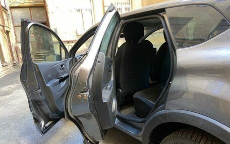 Renault Kaptur I рестайлинг, 2016 год, 900 000 рублей, 15 фотография