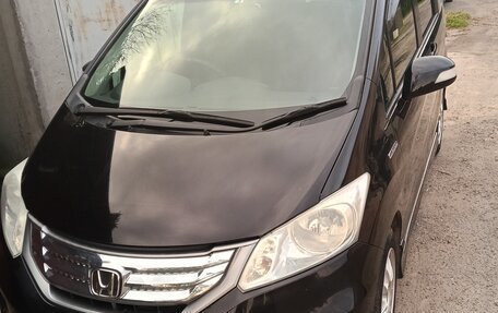Honda Freed I, 2011 год, 1 150 000 рублей, 2 фотография