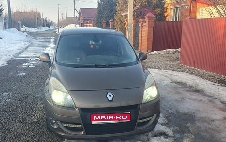 Renault Scenic III, 2010 год, 700 000 рублей, 1 фотография