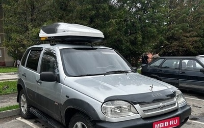 Chevrolet Niva I рестайлинг, 2003 год, 320 000 рублей, 1 фотография