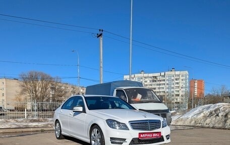 Mercedes-Benz C-Класс, 2013 год, 1 800 000 рублей, 1 фотография