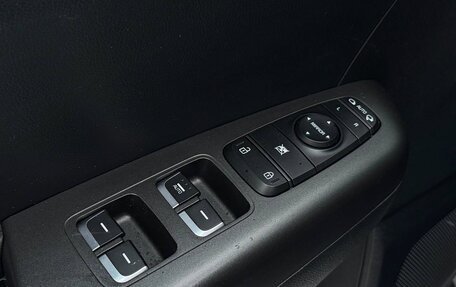 KIA Sportage IV рестайлинг, 2018 год, 1 700 000 рублей, 14 фотография