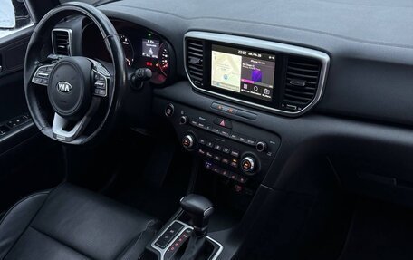 KIA Sportage IV рестайлинг, 2018 год, 1 700 000 рублей, 24 фотография