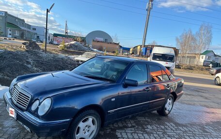 Mercedes-Benz E-Класс, 1996 год, 360 000 рублей, 5 фотография