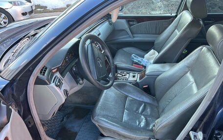 Mercedes-Benz E-Класс, 1996 год, 360 000 рублей, 13 фотография