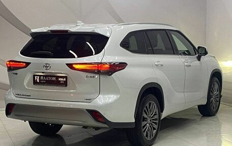 Toyota Highlander, 2026 год, 5 799 000 рублей, 5 фотография