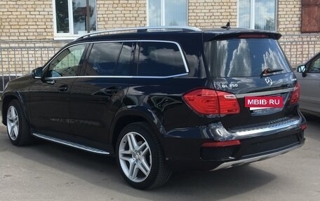 Mercedes-Benz GL-Класс, 2015 год, 4 100 000 рублей, 10 фотография