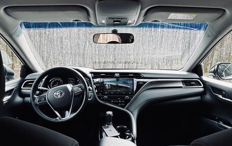 Toyota Camry, 2018 год, 2 100 000 рублей, 6 фотография