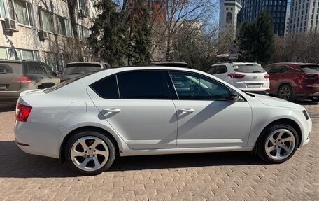 Skoda Octavia, 2017 год, 2 000 000 рублей, 3 фотография