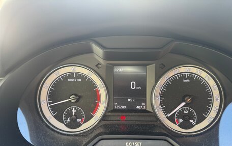 Skoda Octavia, 2017 год, 2 000 000 рублей, 8 фотография