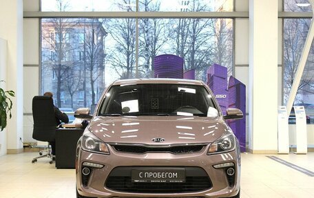 KIA Rio IV, 2019 год, 1 370 000 рублей, 2 фотография