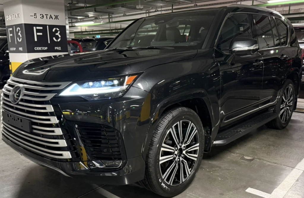 Lexus LX III рестайлинг 2, 2025 год, 19 000 000 рублей, 1 фотография