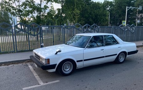Toyota Cresta, 1984 год, 555 000 рублей, 3 фотография