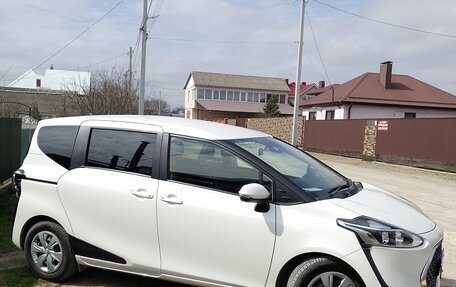 Toyota Sienta II, 2020 год, 1 700 000 рублей, 3 фотография