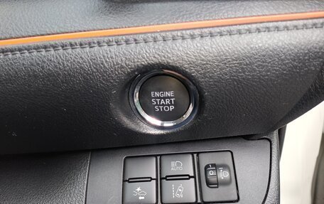 Toyota Sienta II, 2020 год, 1 700 000 рублей, 8 фотография