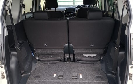 Toyota Sienta II, 2020 год, 1 700 000 рублей, 14 фотография