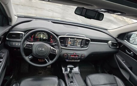 KIA Sorento III Prime рестайлинг, 2018 год, 2 500 000 рублей, 24 фотография