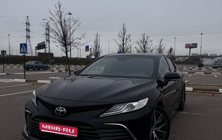 Toyota Camry, 2021 год, 3 500 000 рублей, 1 фотография