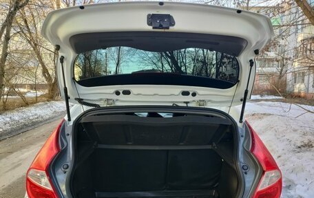 Hyundai Solaris II рестайлинг, 2013 год, 800 000 рублей, 9 фотография