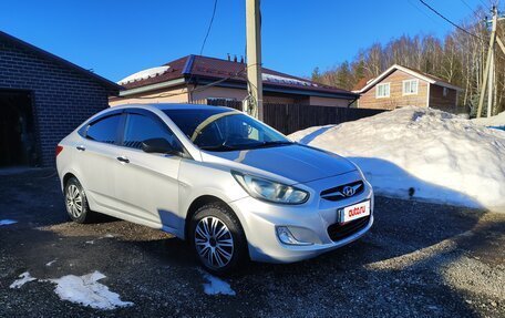 Hyundai Solaris II рестайлинг, 2013 год, 780 000 рублей, 11 фотография